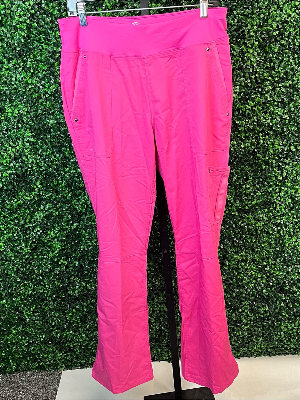 NWT Healing Hands Hot Pink Women’s Straight Leg Scrub Pant Size Medium